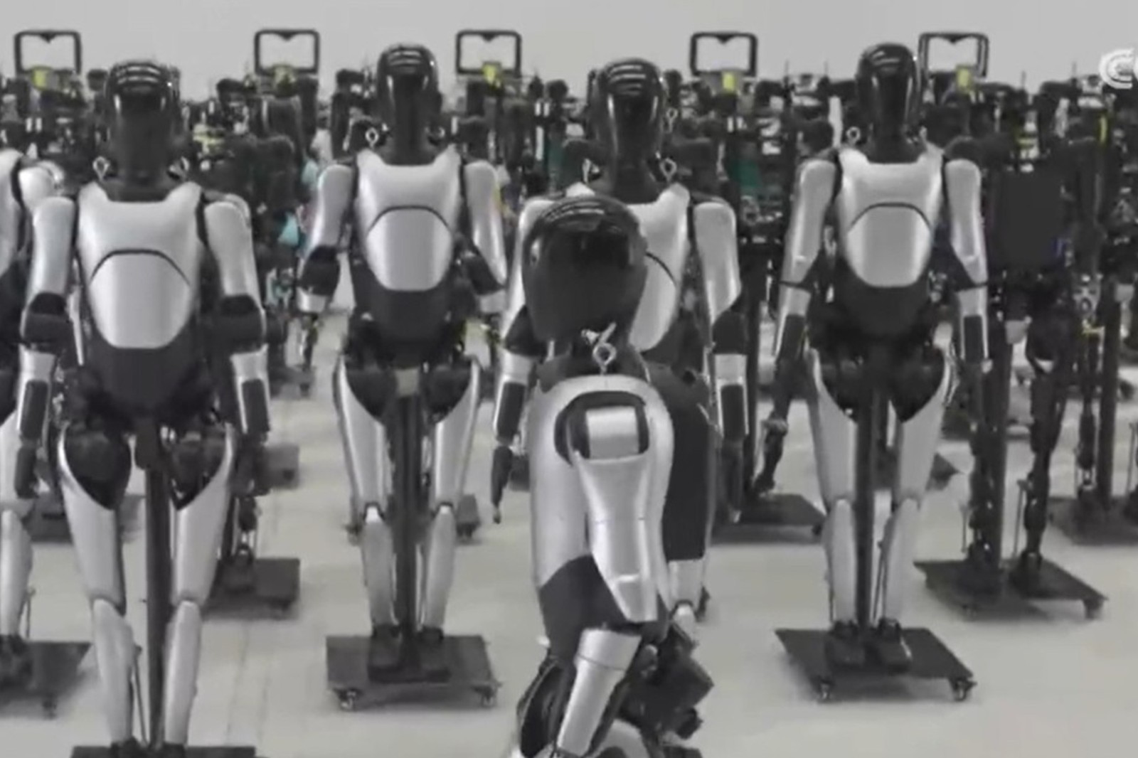 央视报道！揭秘太阳集团tcy机器人量产超级工厂